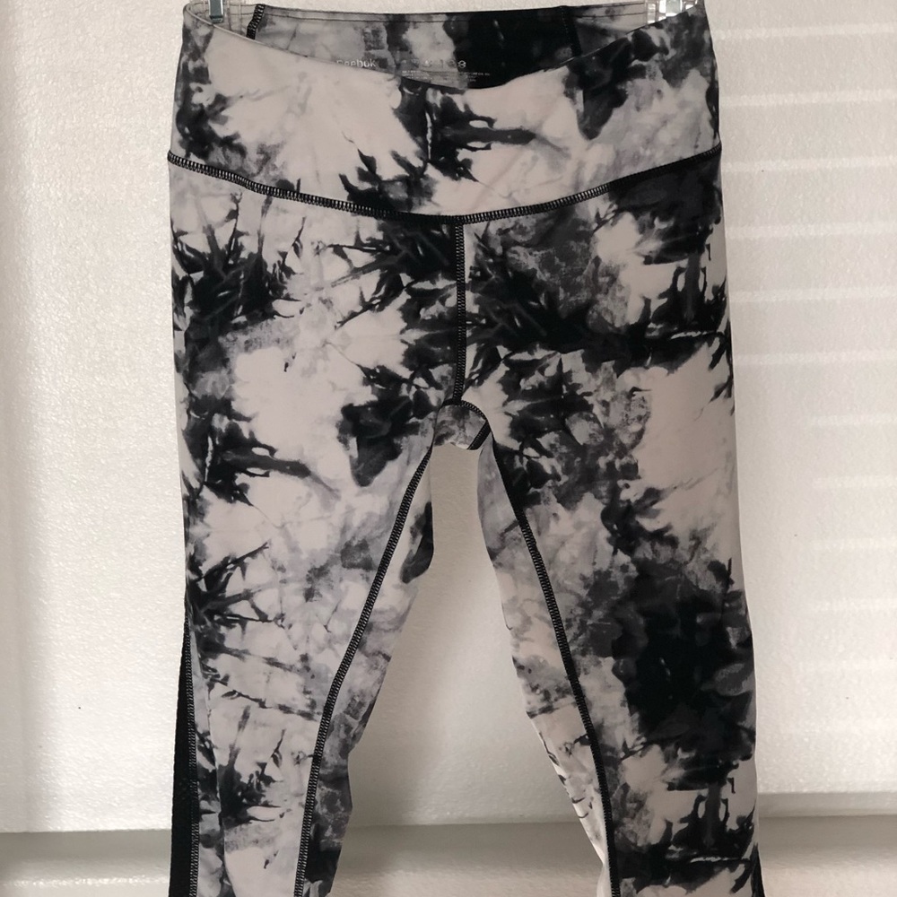 Reebok workout leggings (Capri cut)